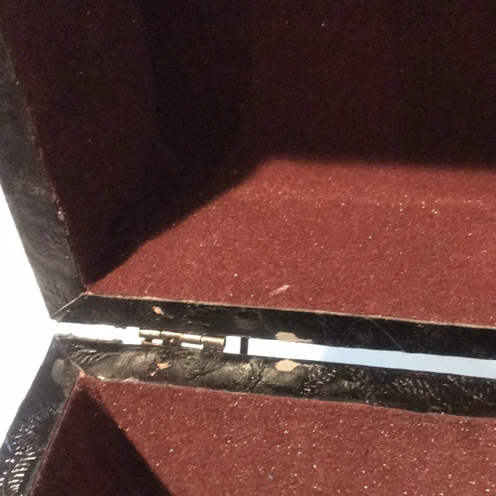 Small Chest - Picture 16 of 16